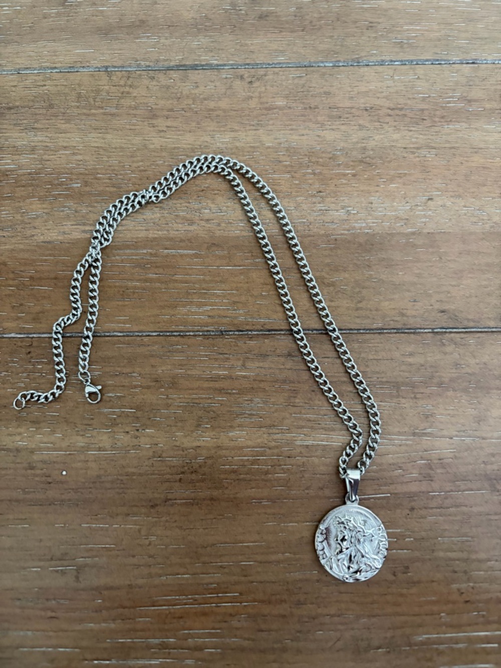 Mens Serenity Prayer Medallion Necklace - Silver